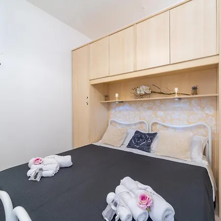 Apartment Brorent Fima Jazz A 100 Passi Dallaeroporto Olbia